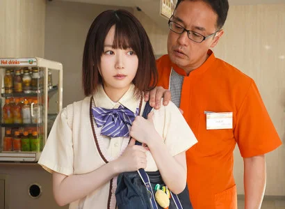 Anh quản lý bắt quả tang em gái ăn cắp vặt trong cửa hàng